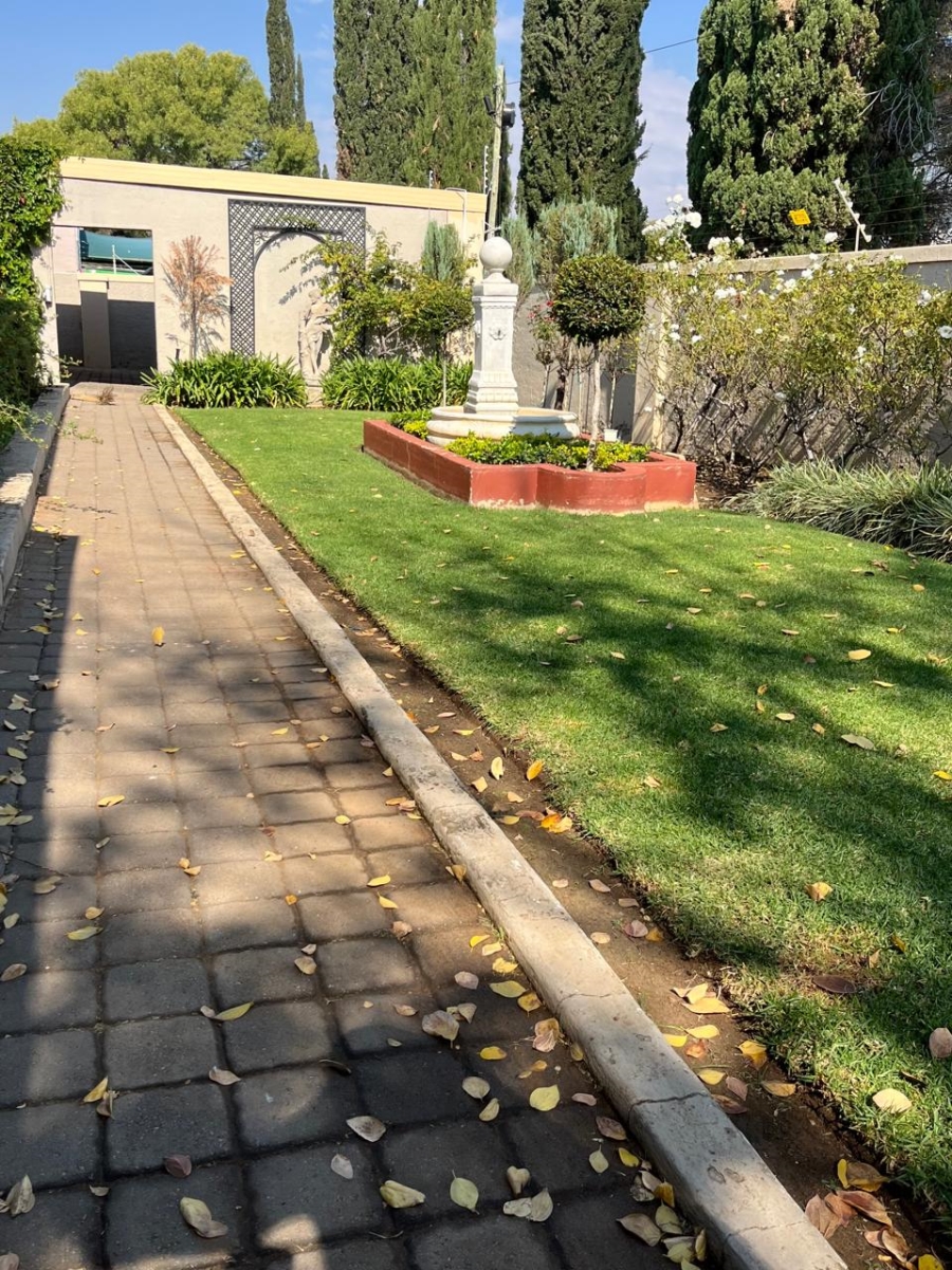 To Let 4 Bedroom Property for Rent in St Helena Free State